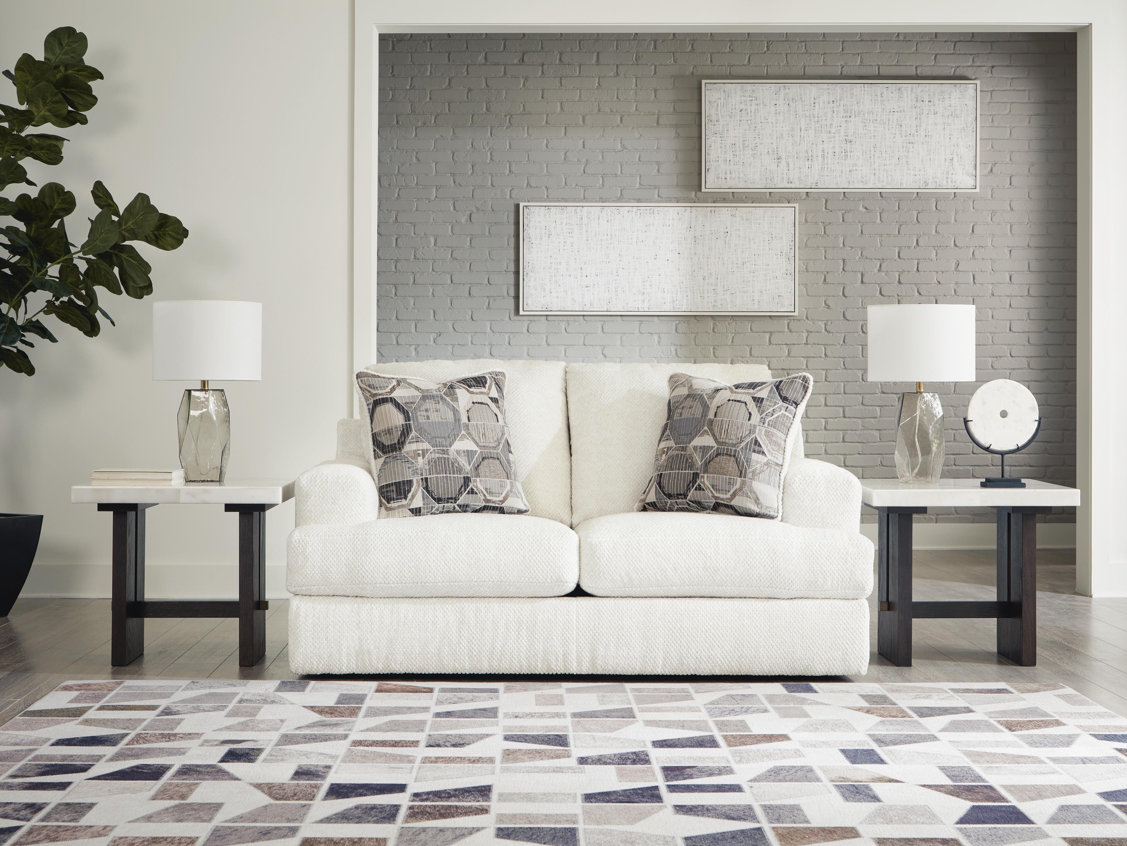 Karinne Loveseat