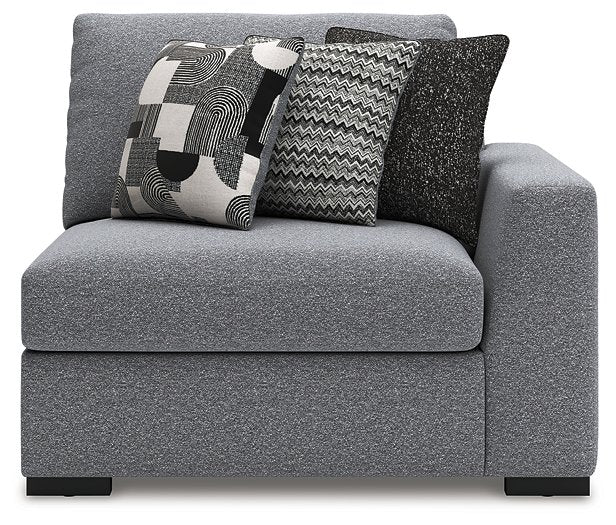 Bealton Sectional - Furniture 4 Less Outlet (Salinas,CA)