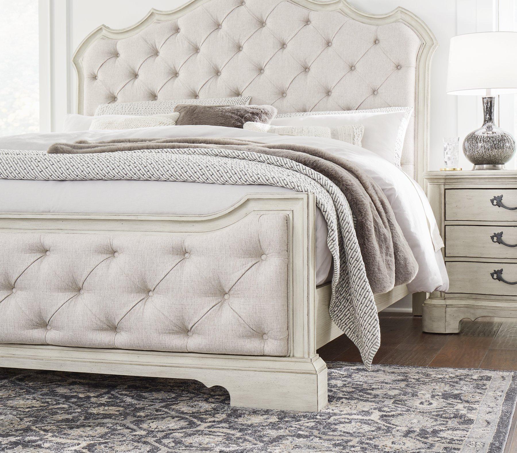 Arlendyne Bedroom Set - Furniture 4 Less Outlet (Salinas,CA)