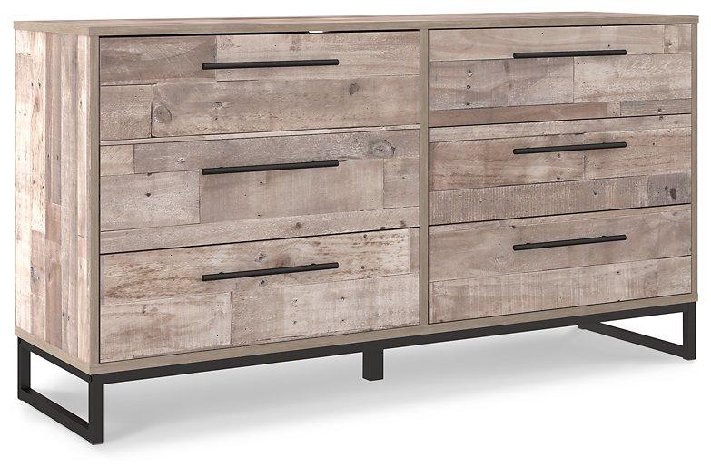 Neilsville Dresser - Furniture 4 Less Outlet (Salinas,CA)