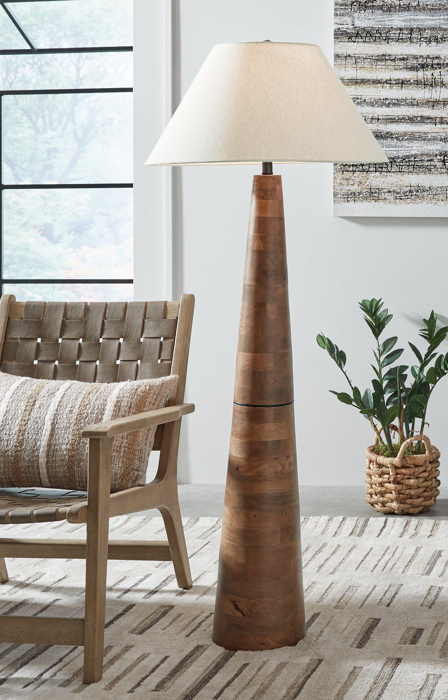 Danset Floor Lamp - Furniture 4 Less Outlet (Salinas,CA)