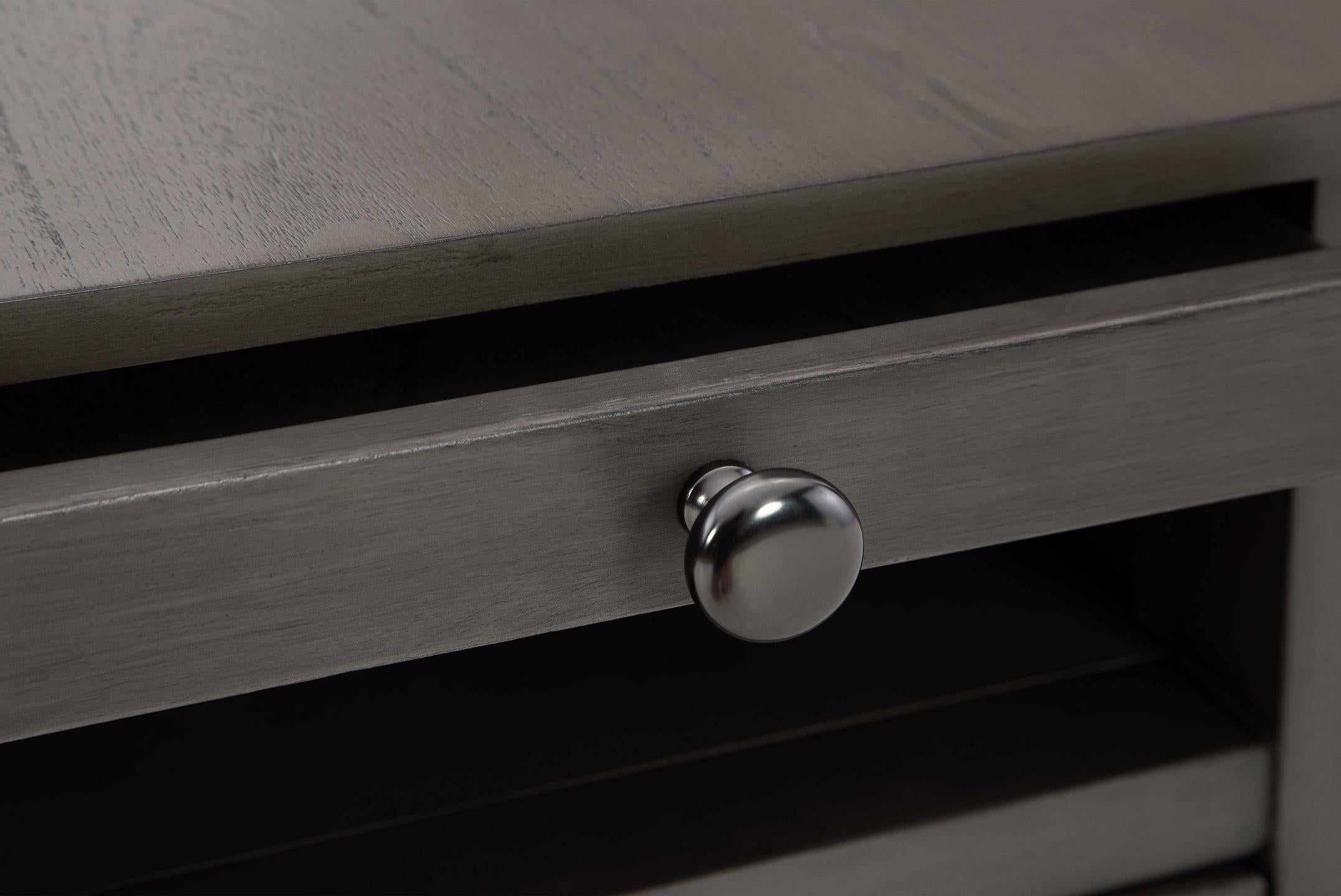 Treytown Chairside End Table - Furniture 4 Less Outlet (Salinas,CA)