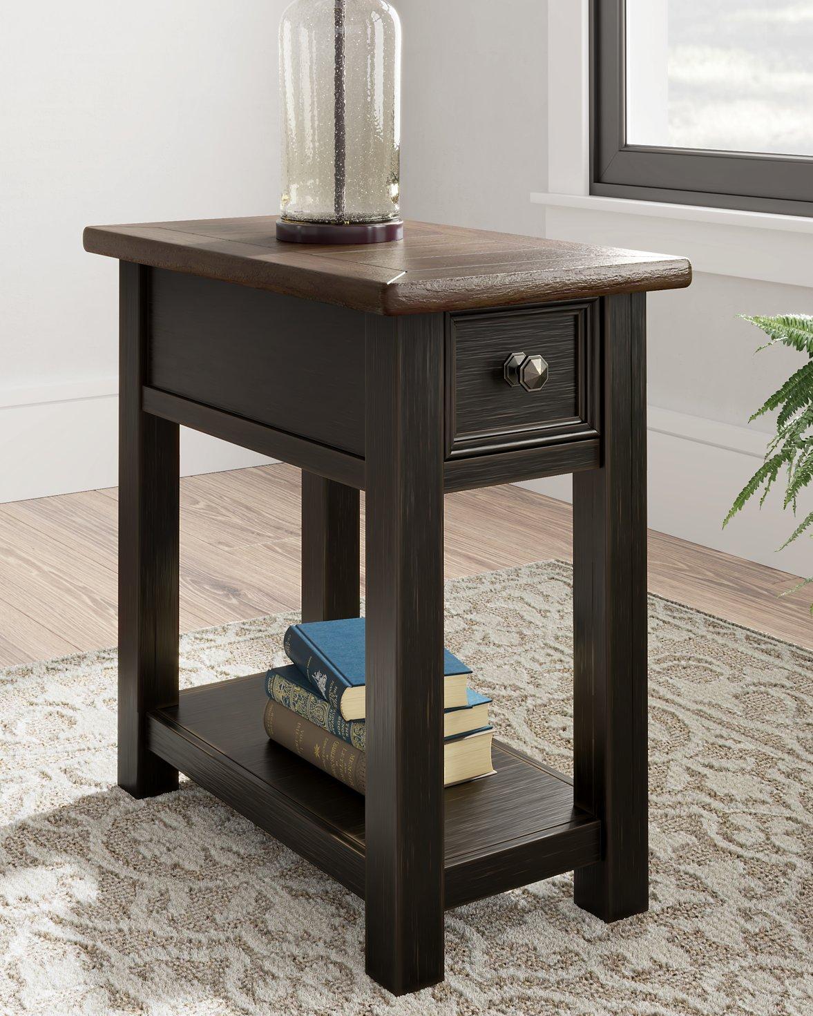 Tyler Creek End Table Set - Furniture 4 Less Outlet (Salinas,CA)
