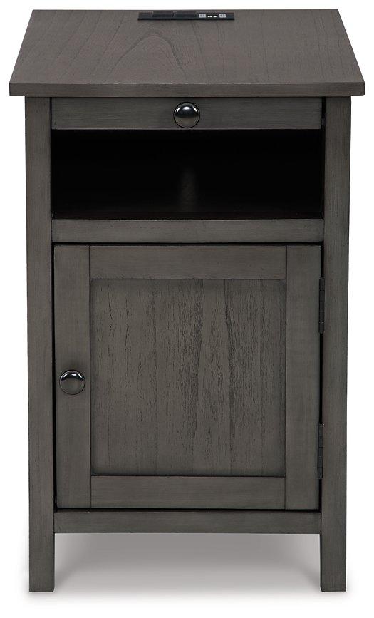 Treytown Chairside End Table - Furniture 4 Less Outlet (Salinas,CA)