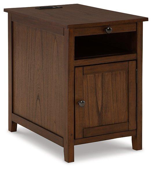 Treytown Chairside End Table - Furniture 4 Less Outlet (Salinas,CA)