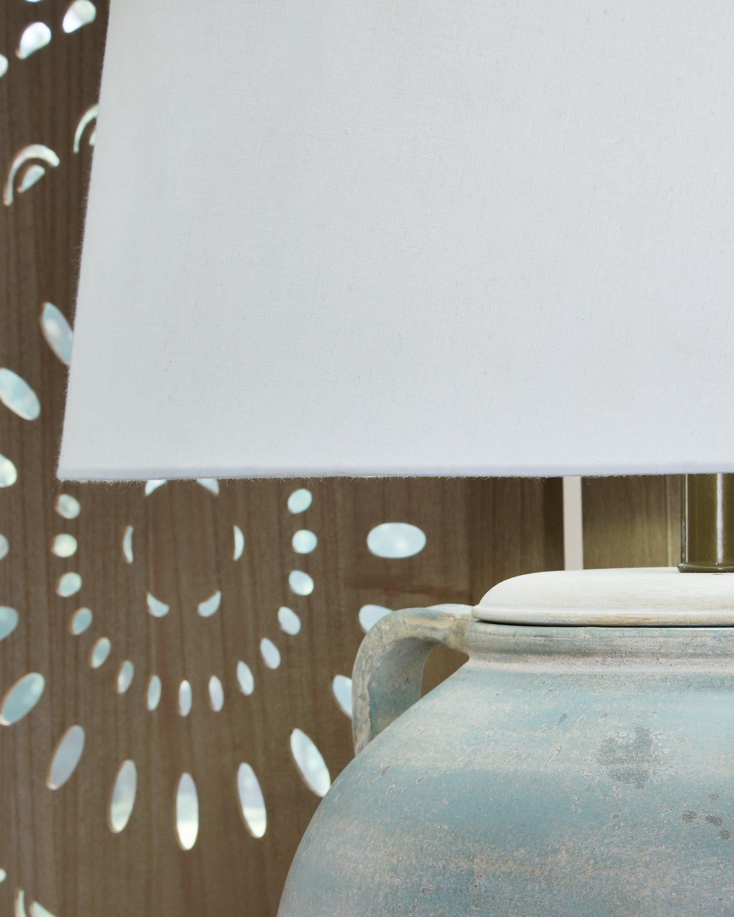 Shawburg Lamp Set - Furniture 4 Less Outlet (Salinas,CA)