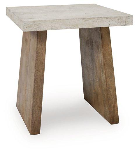 Brendalhouse End Table - Furniture 4 Less Outlet (Salinas,CA)