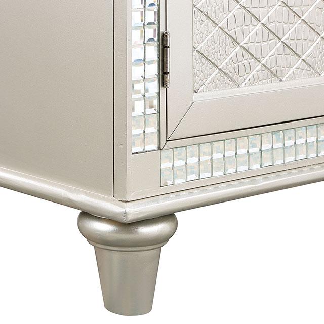 ADELINA Server - Furniture 4 Less Outlet (Salinas,CA)