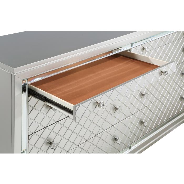 Leesa Dresser - Furniture 4 Less Outlet (Salinas,CA)