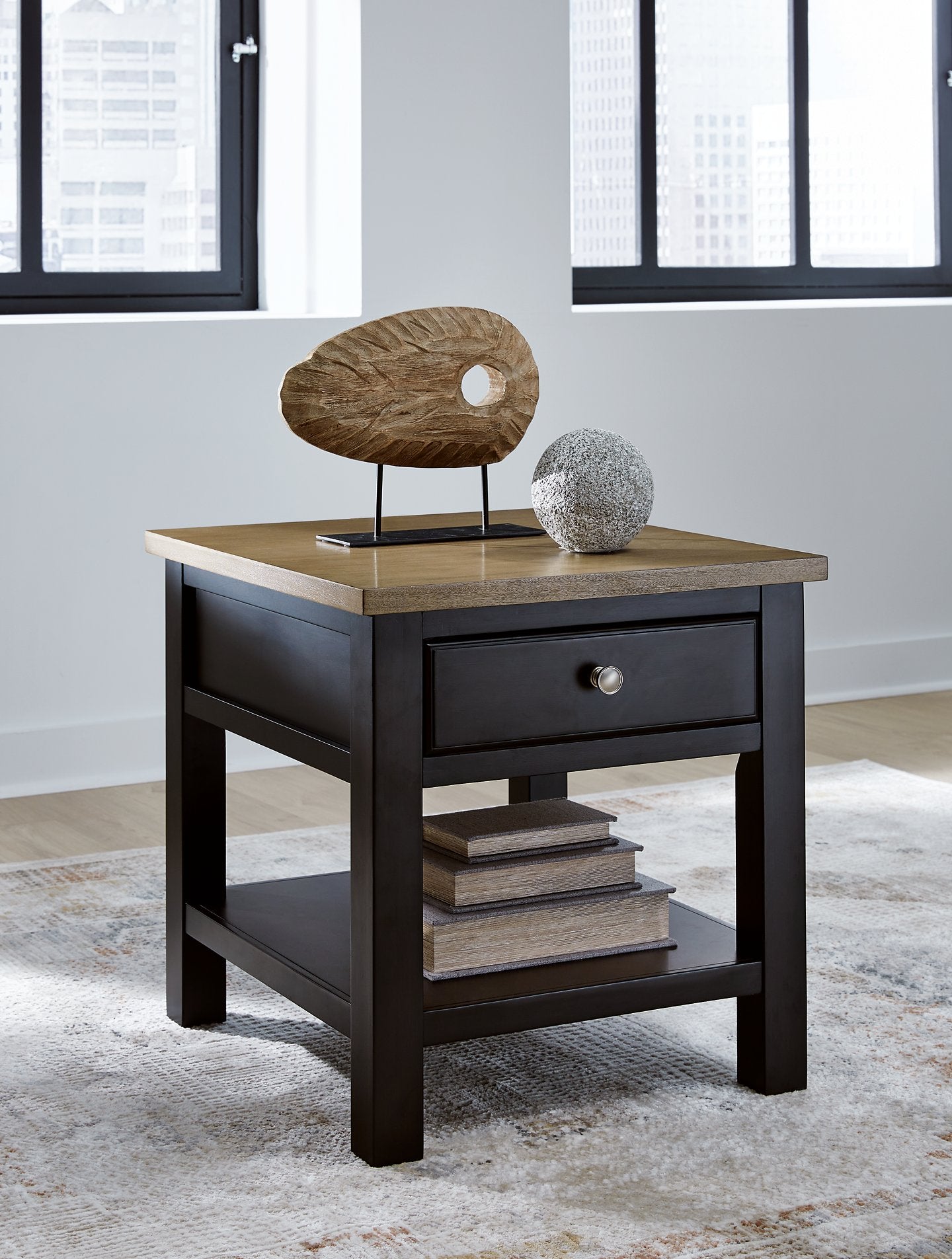 Drazmine End Table - Furniture 4 Less Outlet (Salinas,CA)