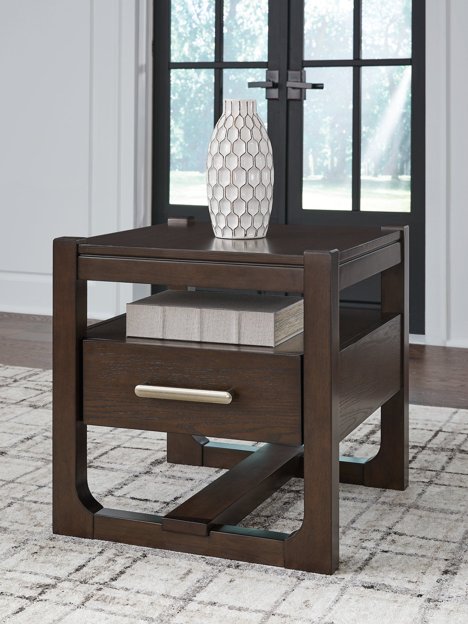 Breckington End Table - Furniture 4 Less Outlet (Salinas,CA)