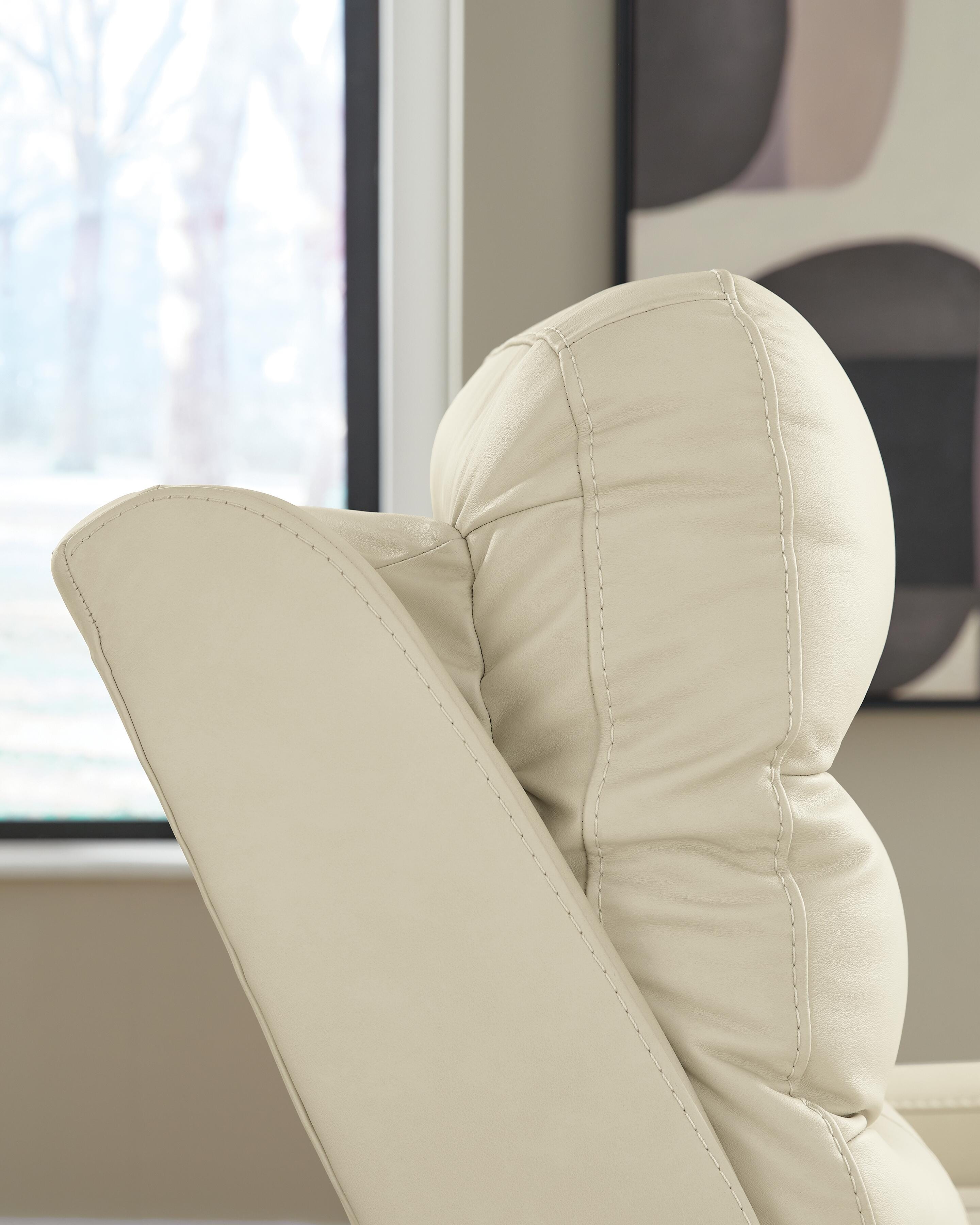 Pennacle Pier Power Recliner