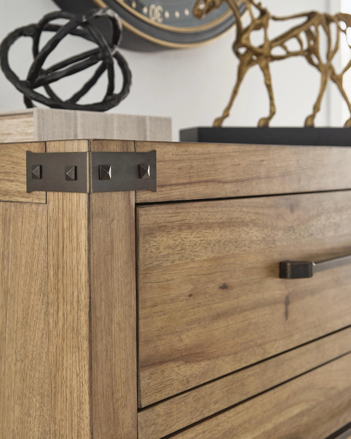 Ridgester Chest of Drawers