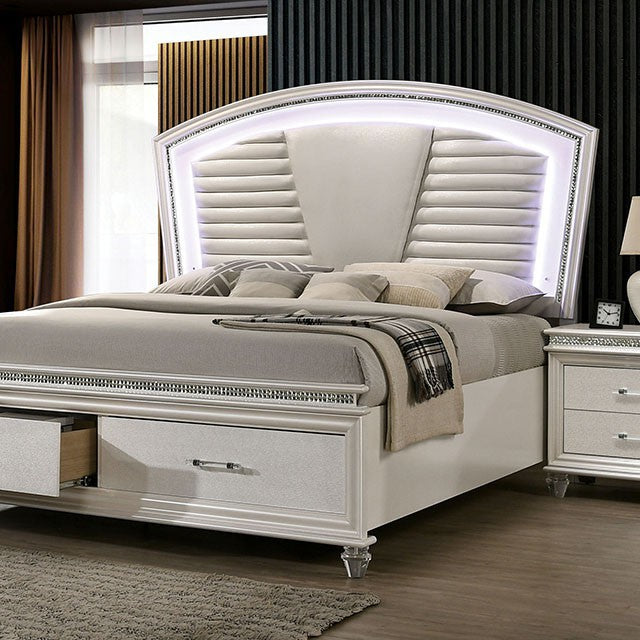 Maddie Bed White & Silver - Furniture 4 Less Outlet (Salinas,CA)