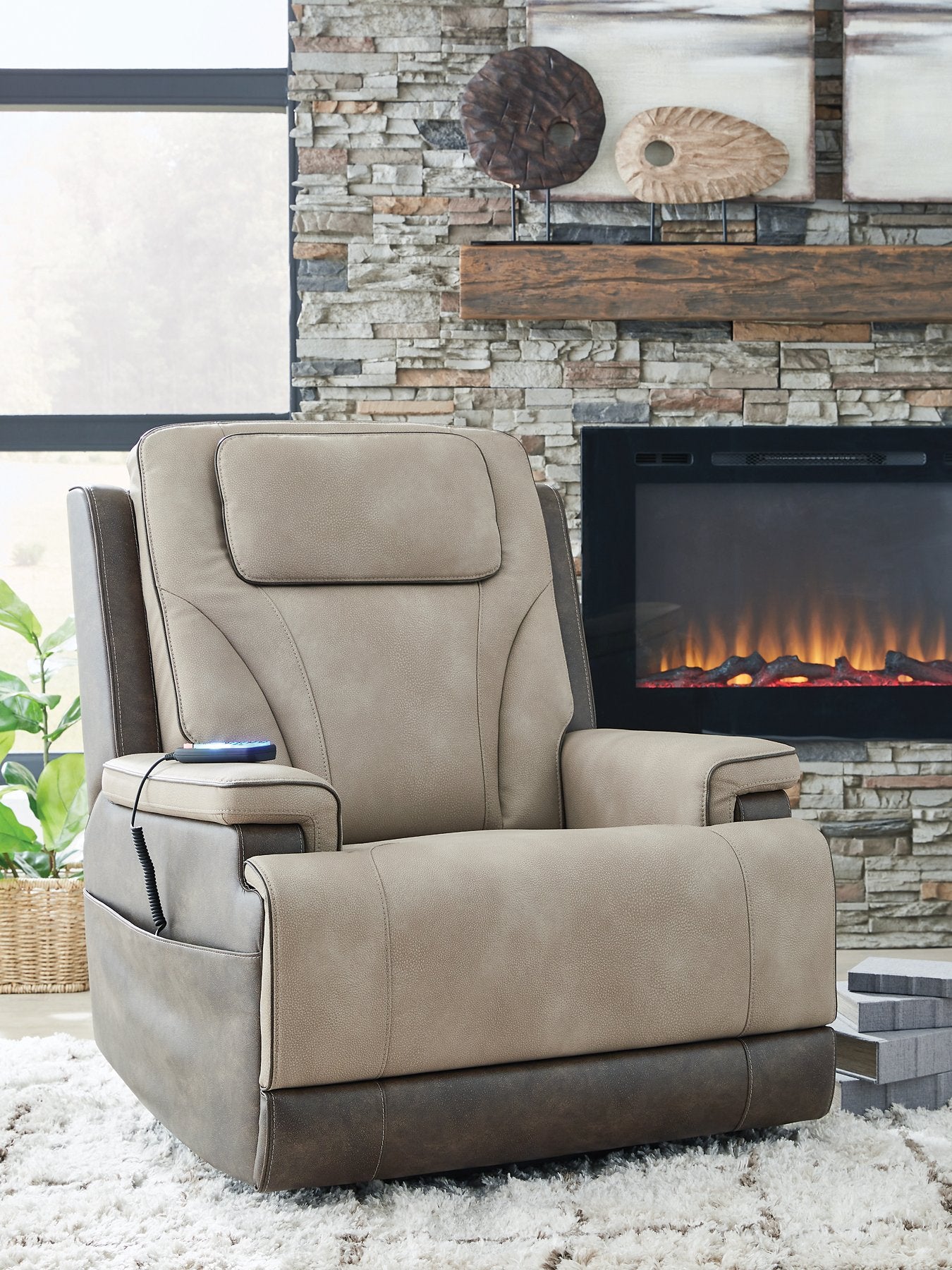4Z-Peaceful Pause Power Lift Recliner - Furniture 4 Less Outlet (Salinas,CA)