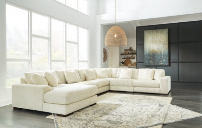 Lindyn Sectional with Chaise - Furniture 4 Less Outlet (Salinas,CA)