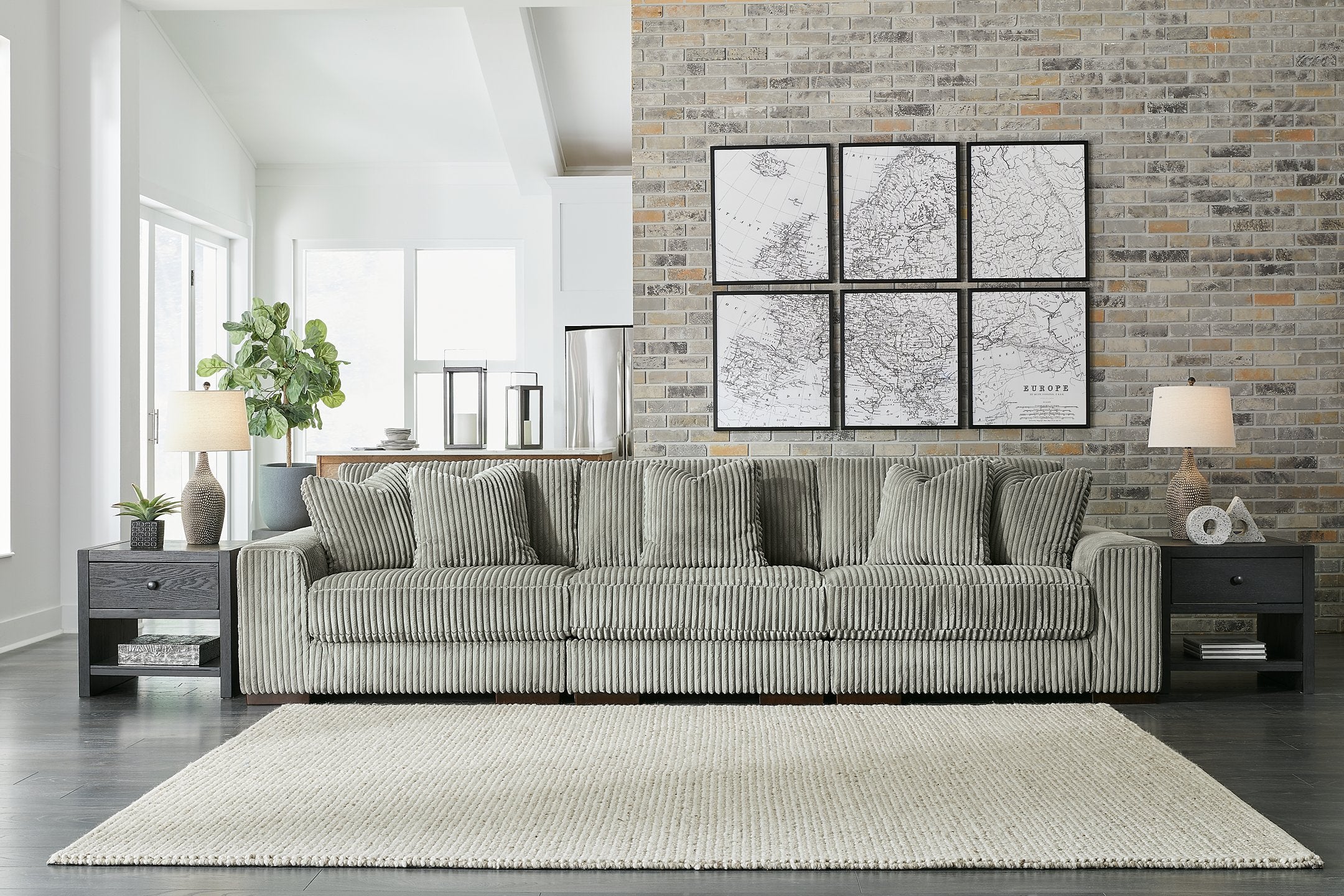 Lindyn Sectional Sofa - Furniture 4 Less Outlet (Salinas,CA)