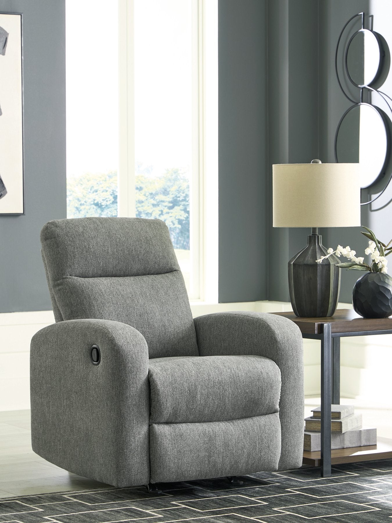 Gauntlet Recliner - Furniture 4 Less Outlet (Salinas,CA)