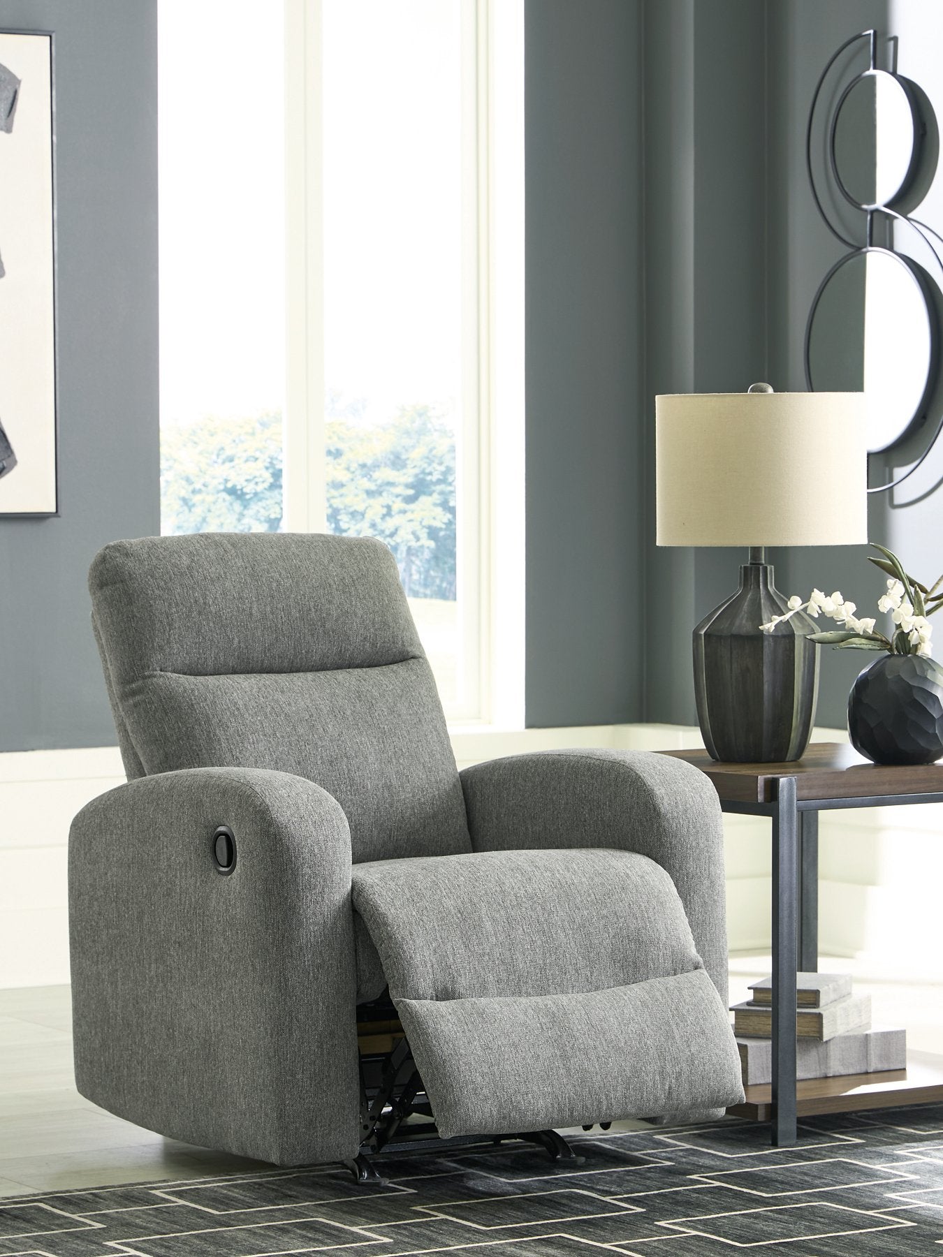 Gauntlet Recliner - Furniture 4 Less Outlet (Salinas,CA)