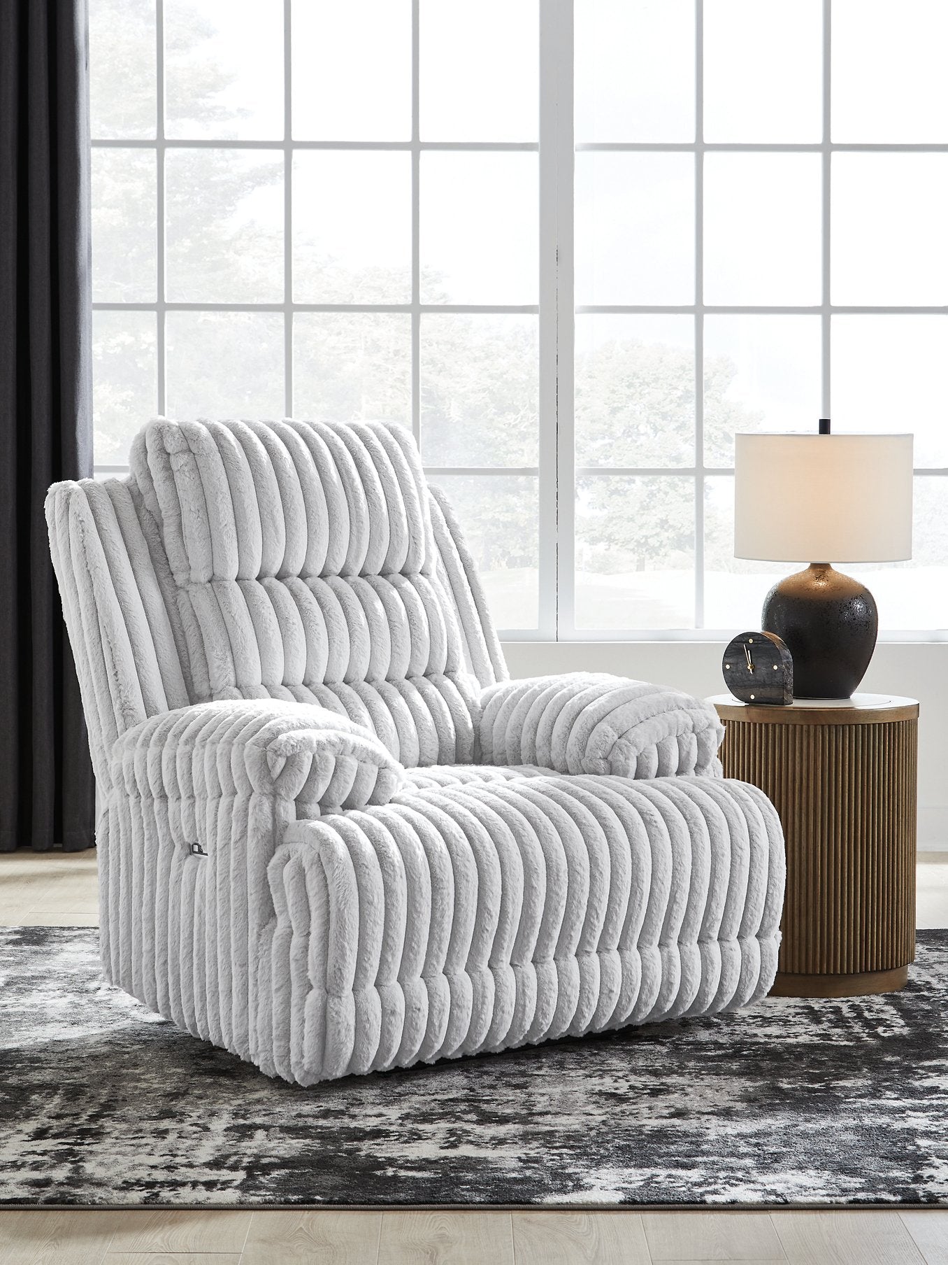 Rhines Falls Power Recliner - Furniture 4 Less Outlet (Salinas,CA)