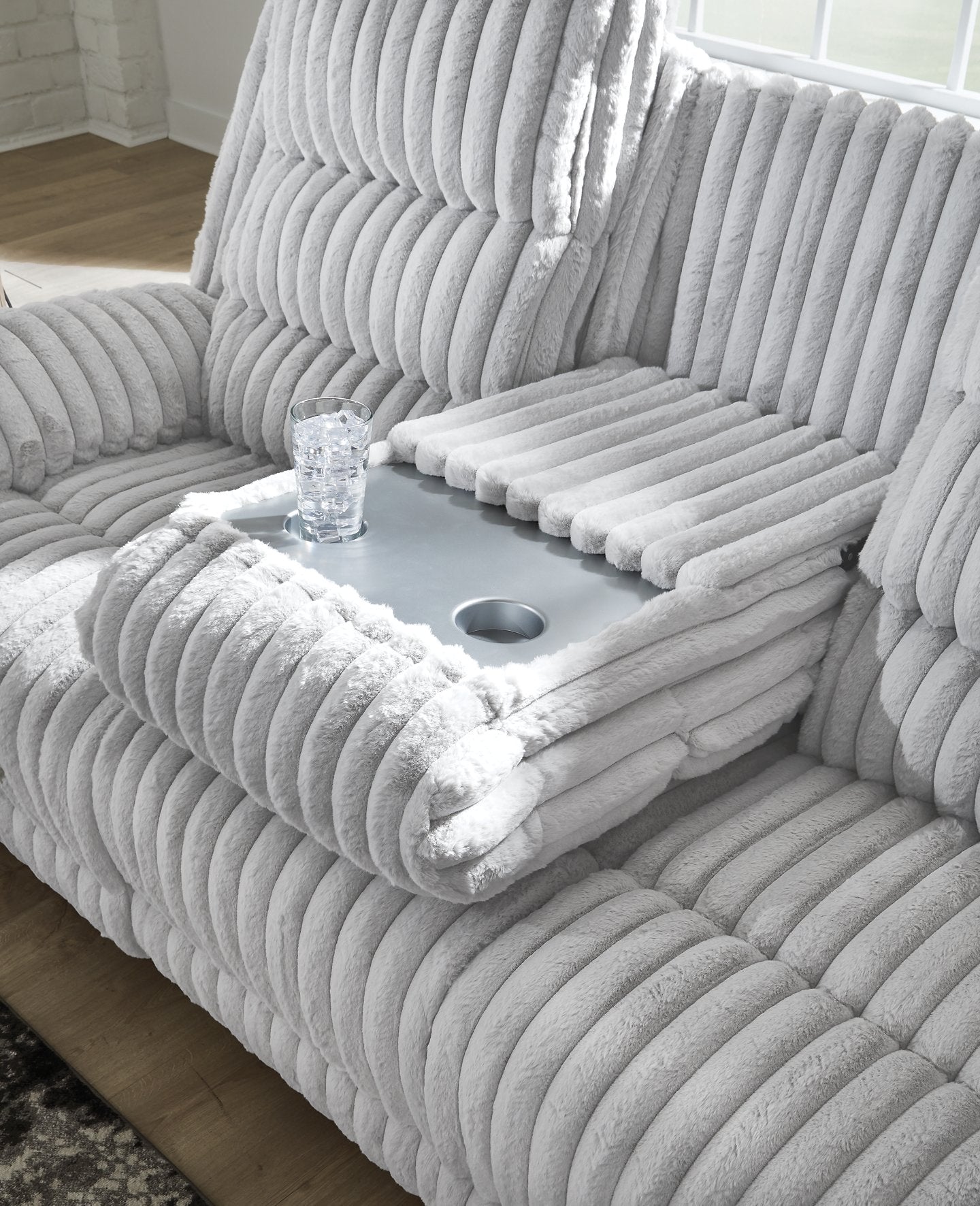 Rhines Falls Power Reclining Sofa with Drop Down Table - Furniture 4 Less Outlet (Salinas,CA)