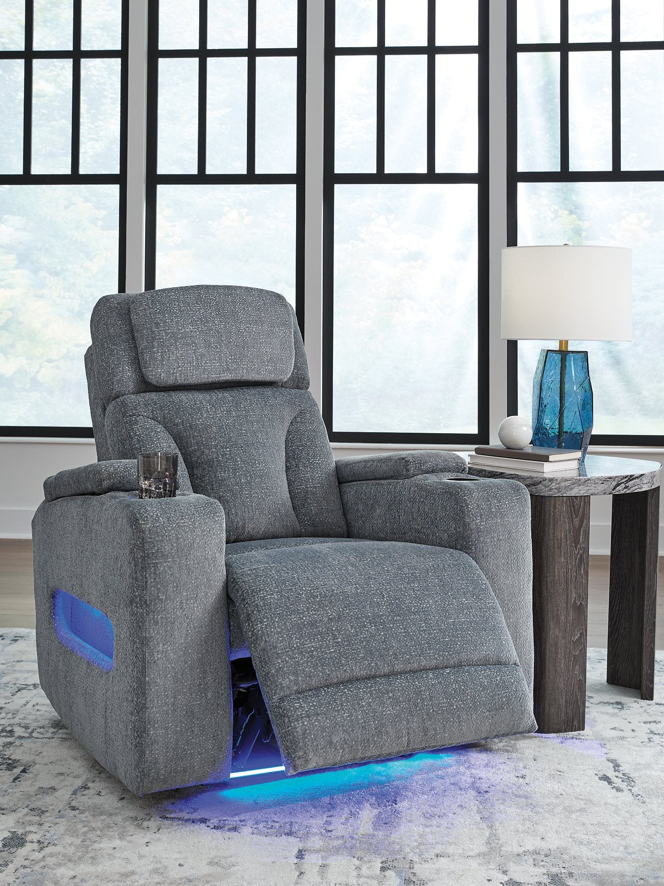 Studio Cave Power Recliner - Furniture 4 Less Outlet (Salinas,CA)