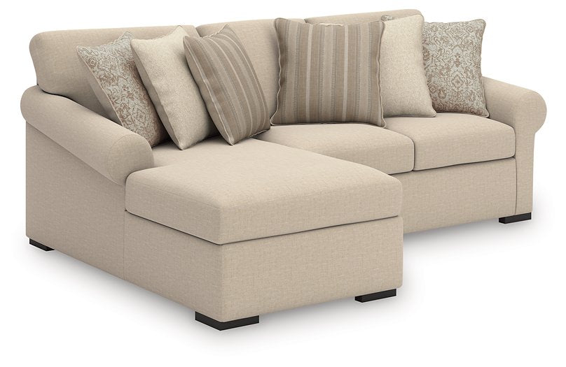 LadyMae Sectional with Chaise - Furniture 4 Less Outlet (Salinas,CA)