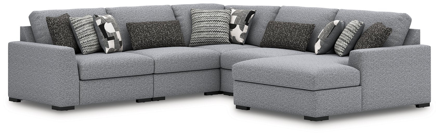 Bealton Sectional with Chaise - Furniture 4 Less Outlet (Salinas,CA)