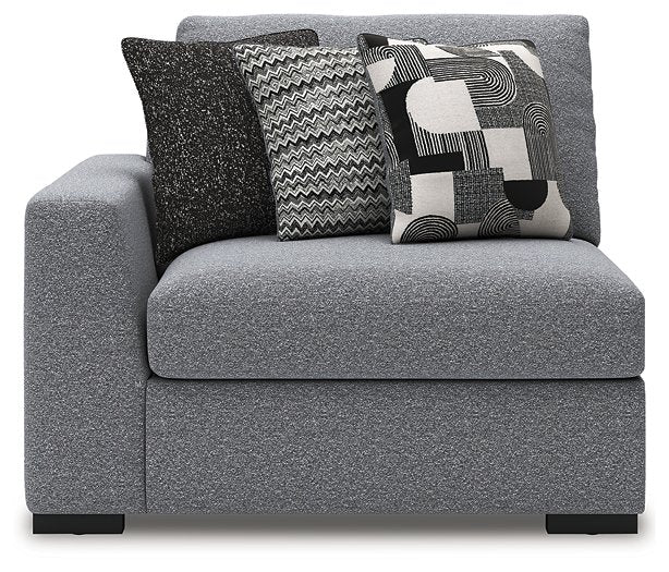 Bealton Sectional - Furniture 4 Less Outlet (Salinas,CA)