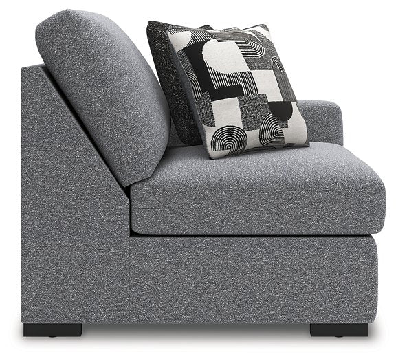 Bealton Sectional with Chaise - Furniture 4 Less Outlet (Salinas,CA)