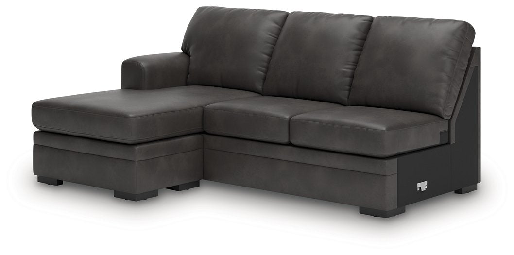 Lofton-Pike Sectional with Chaise - Furniture 4 Less Outlet (Salinas,CA)