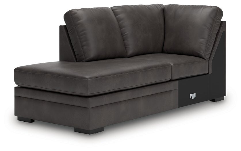 Lofton-Pike Sectional with Chaise - Furniture 4 Less Outlet (Salinas,CA)