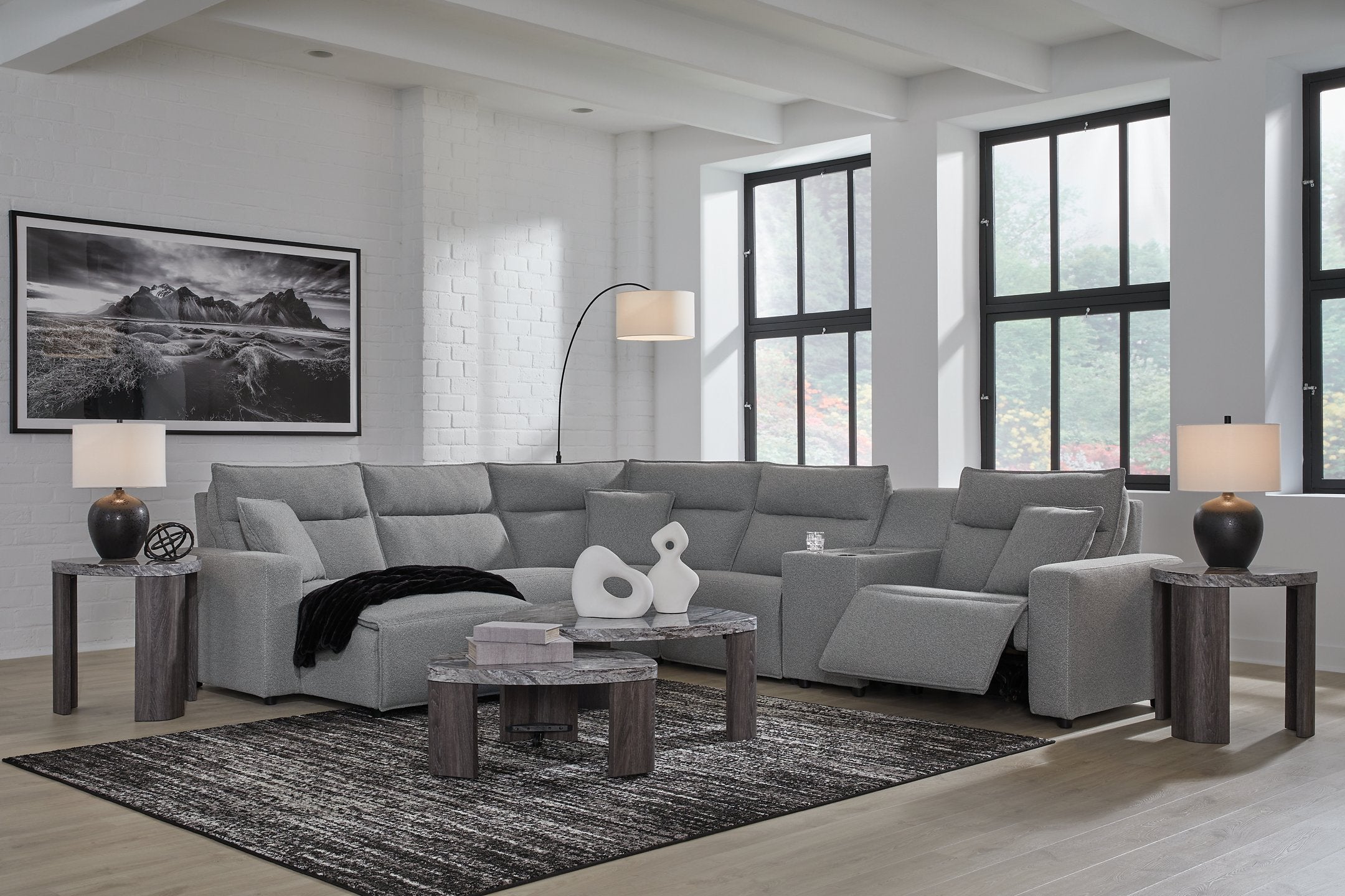 Modmax Power Reclining Sectional with Chaise - Furniture 4 Less Outlet (Salinas,CA)