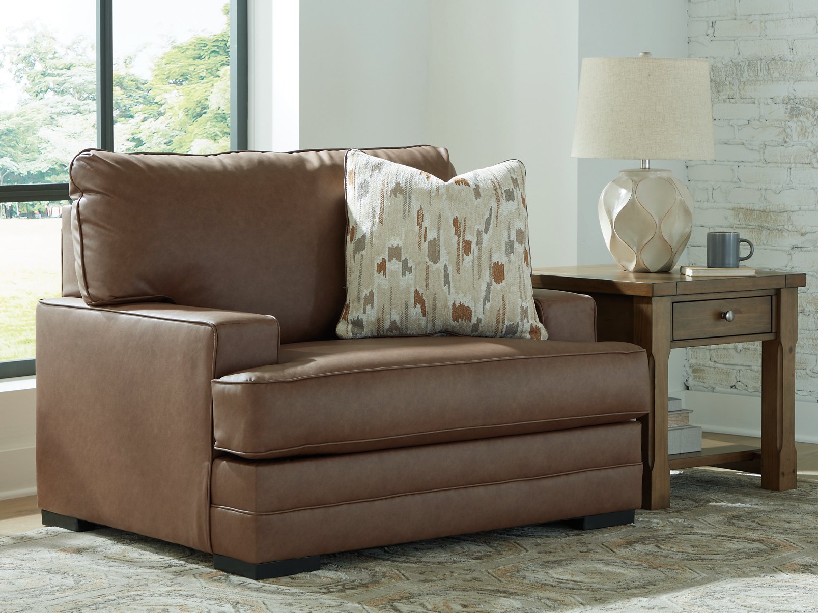 VillaCourt Oversized Chair - Furniture 4 Less Outlet (Salinas,CA)