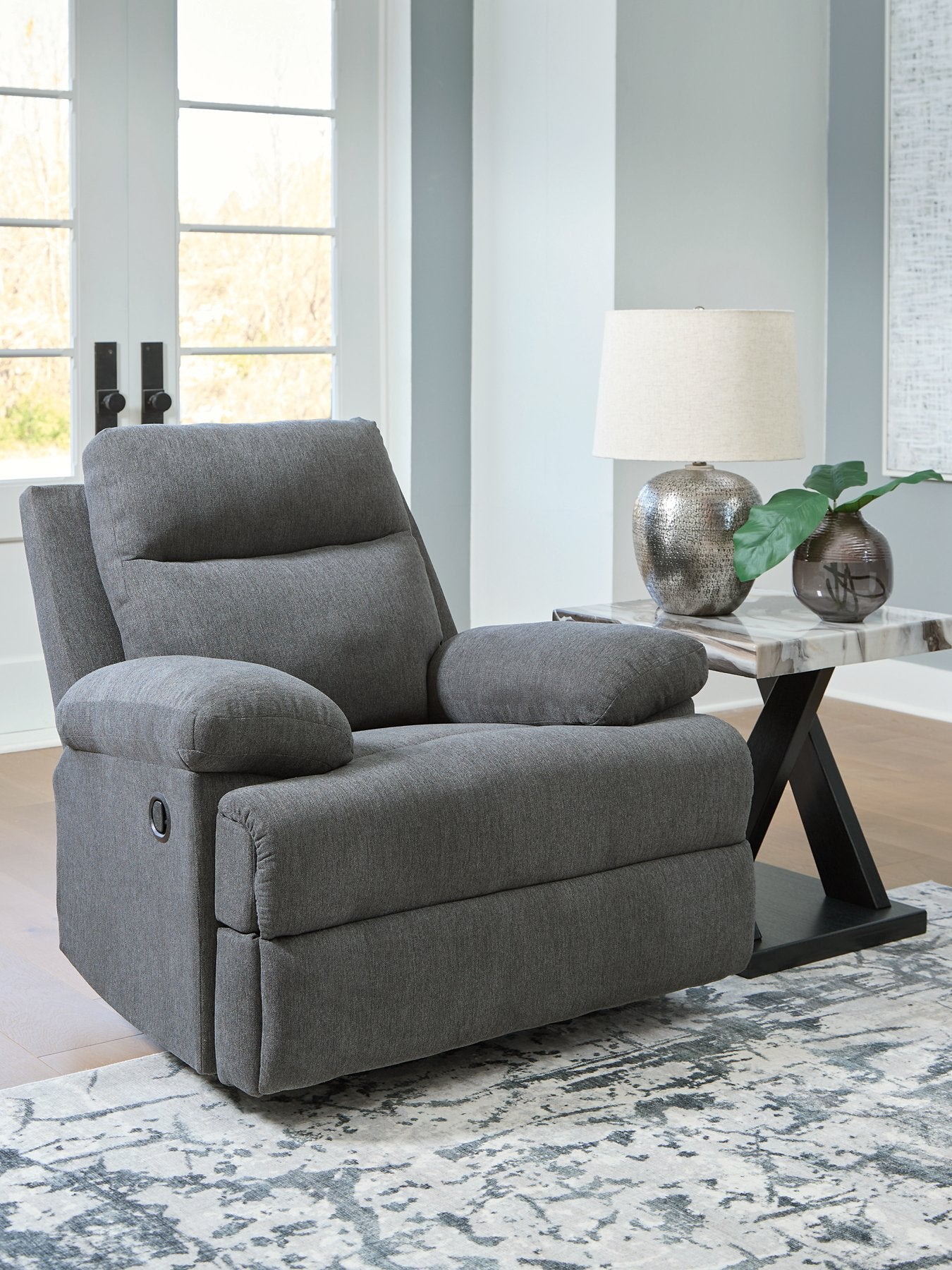 Side-Swipe Recliner - Furniture 4 Less Outlet (Salinas,CA)