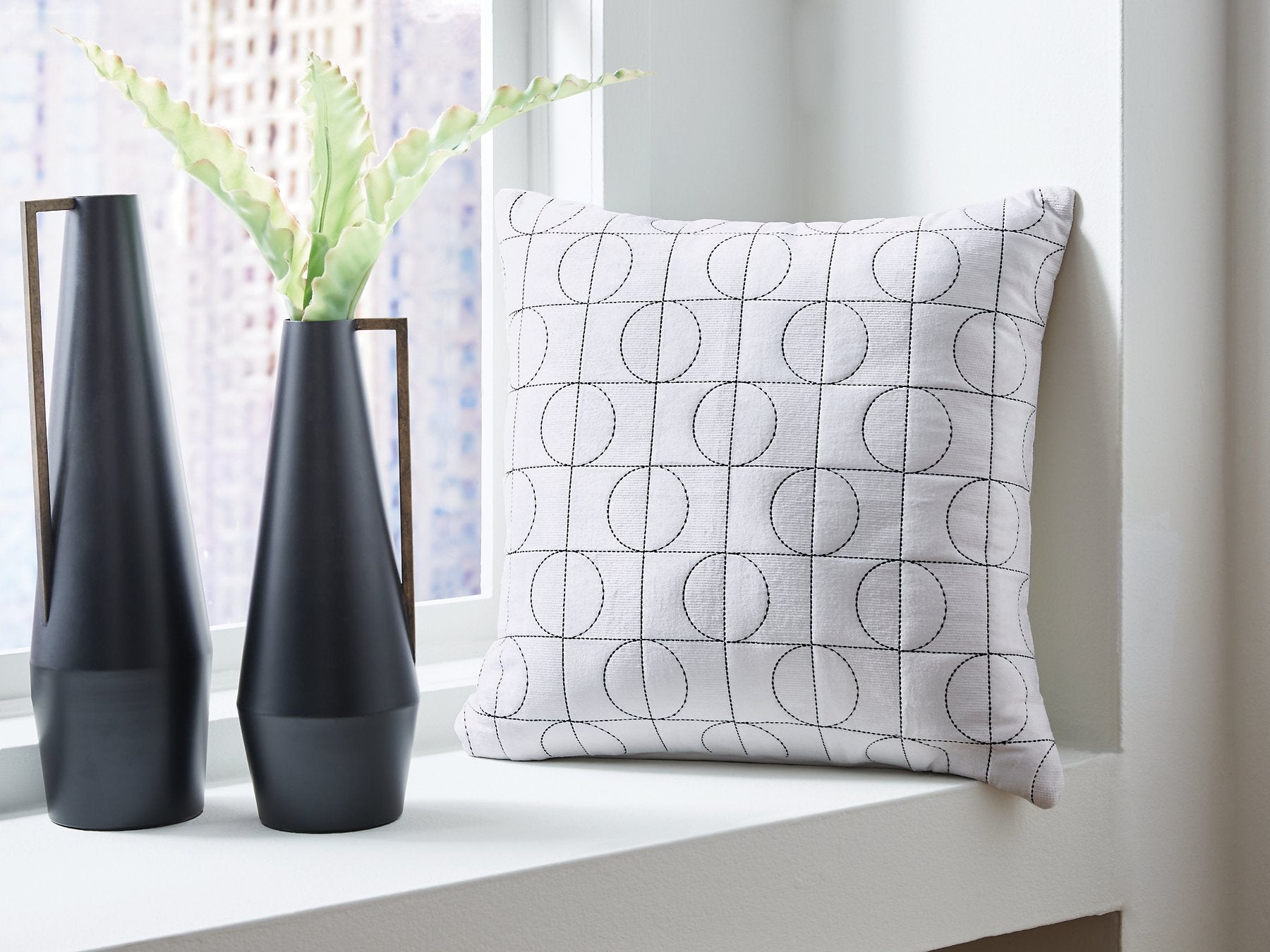 Kydner Pillow (Set of 4) - Furniture 4 Less Outlet (Salinas,CA)