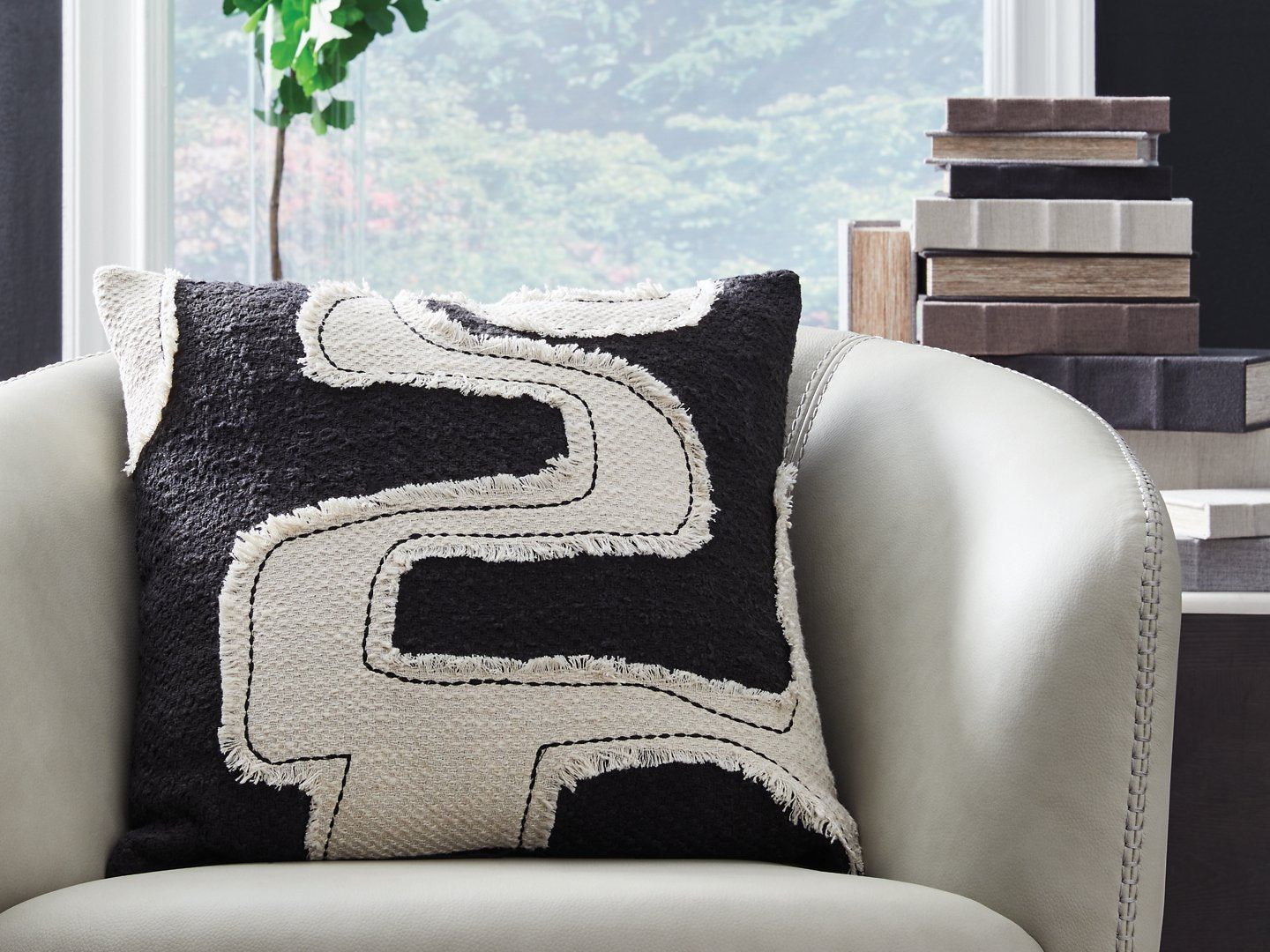 Veerbank Pillow (Set of 4) - Furniture 4 Less Outlet (Salinas,CA)