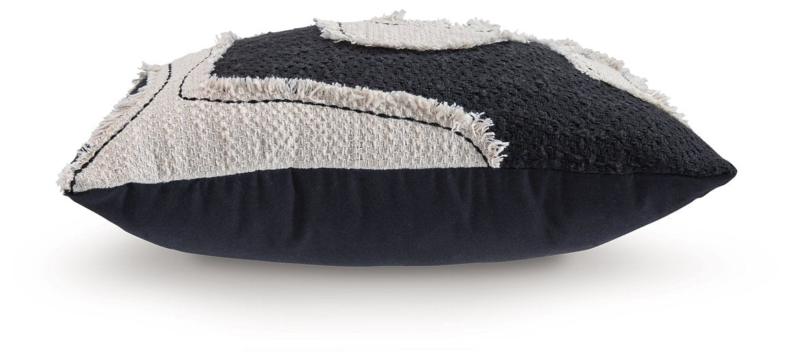 Veerbank Pillow (Set of 4) - Furniture 4 Less Outlet (Salinas,CA)