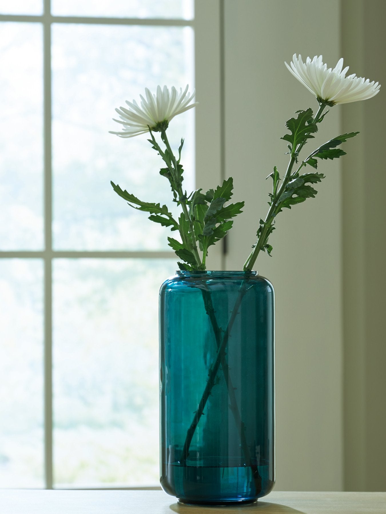 Inisland Vase - Furniture 4 Less Outlet (Salinas,CA)
