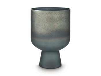 Pennmore Vase - Furniture 4 Less Outlet (Salinas,CA)