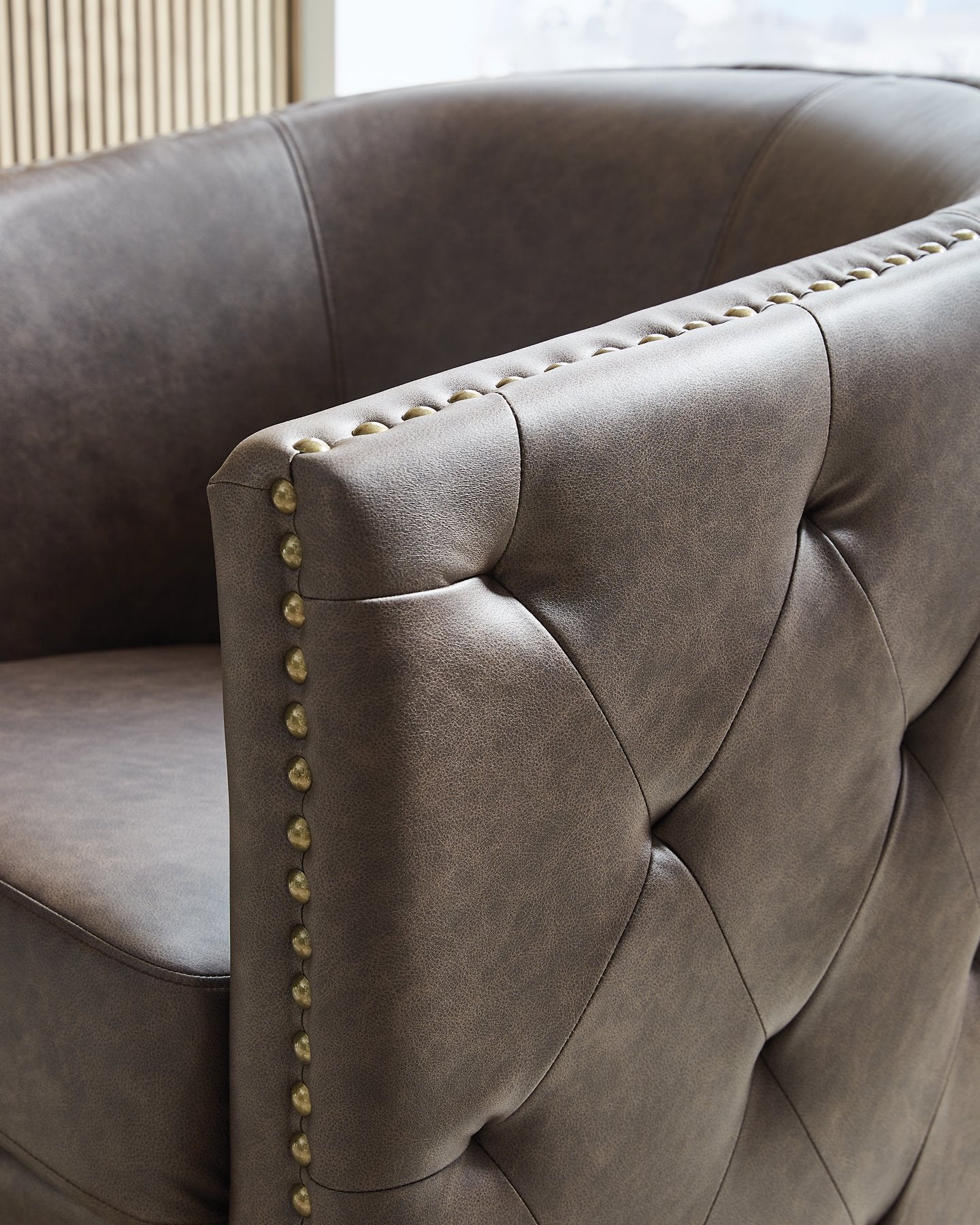 Brentlow Swivel Accent Chair - Furniture 4 Less Outlet (Salinas,CA)
