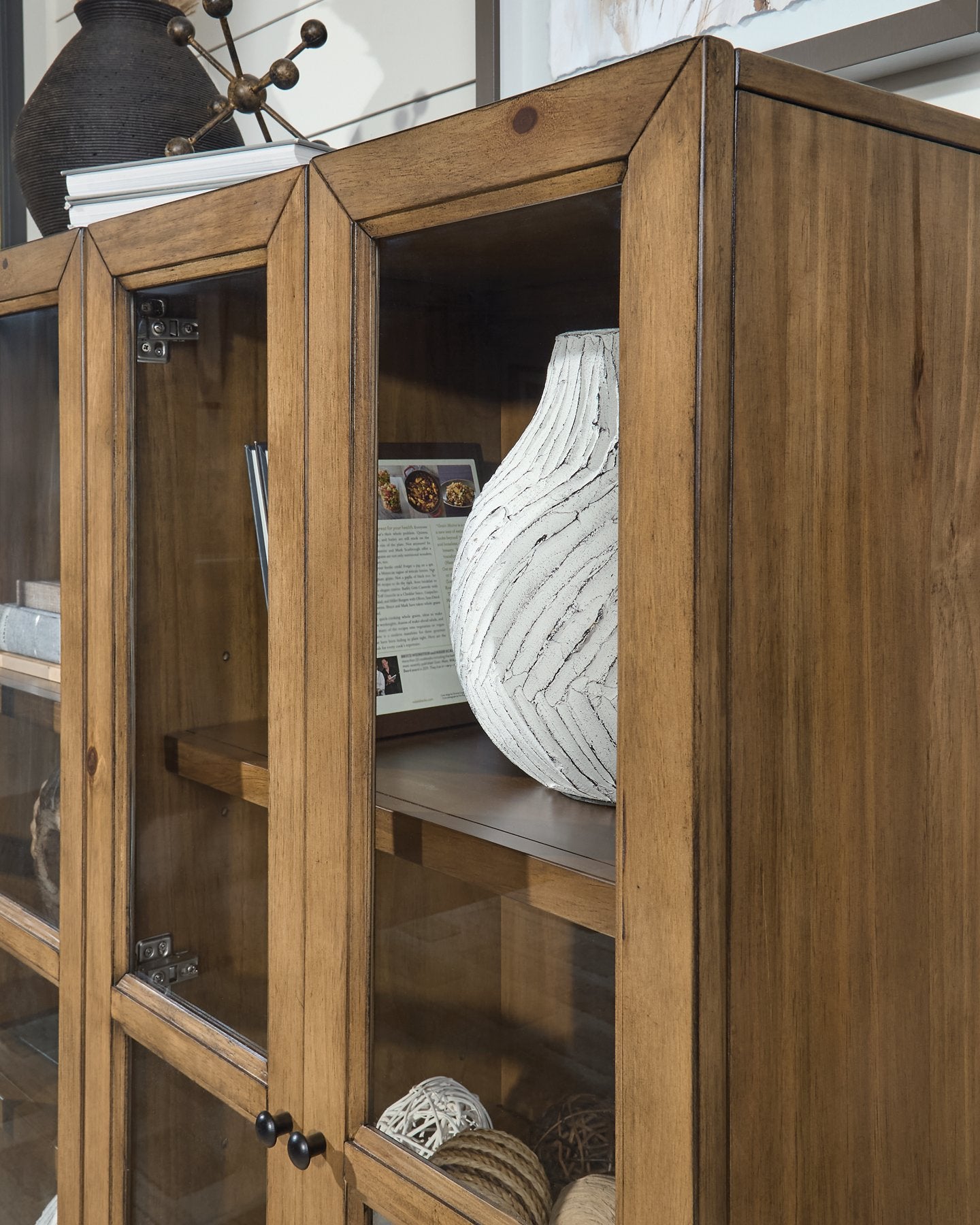 Wrenridge Accent Cabinet - Furniture 4 Less Outlet (Salinas,CA)