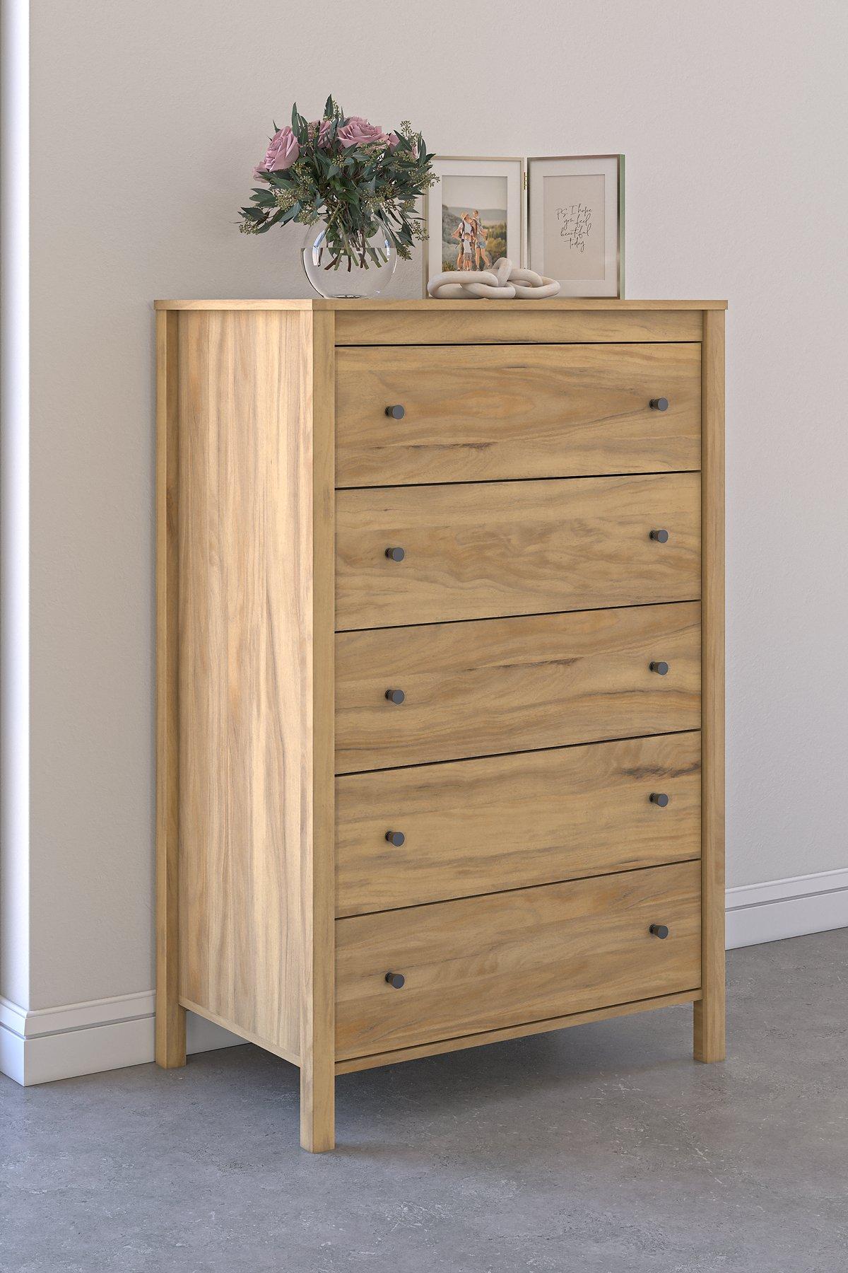 Bermacy Chest of Drawers - Furniture 4 Less Outlet (Salinas,CA)