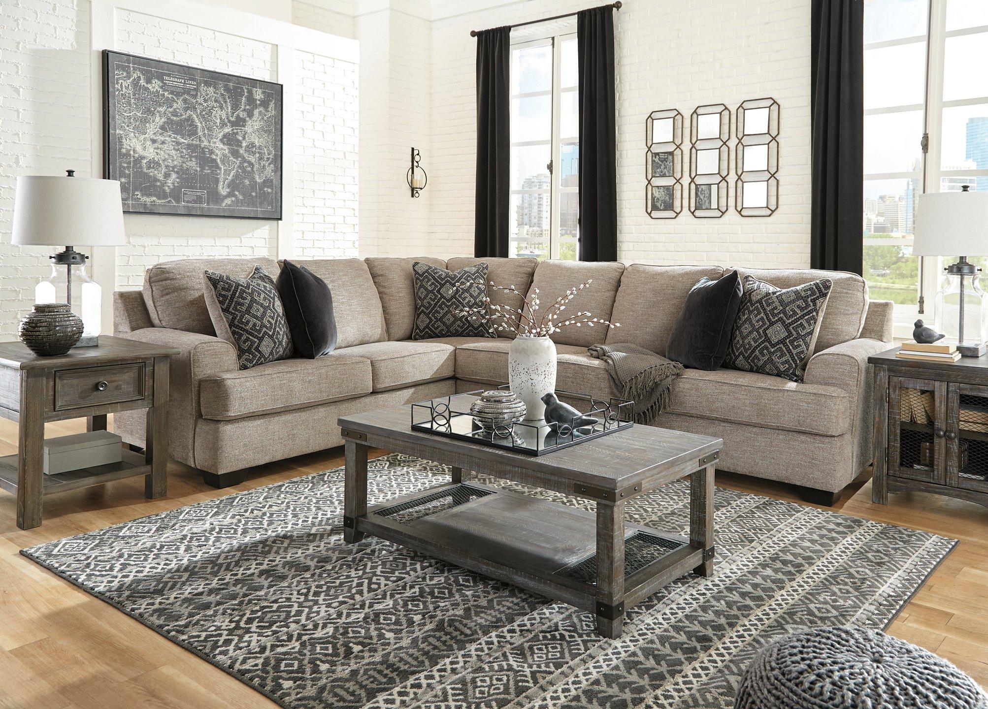 Bovarian Sectional - Furniture 4 Less Outlet (Salinas,CA)