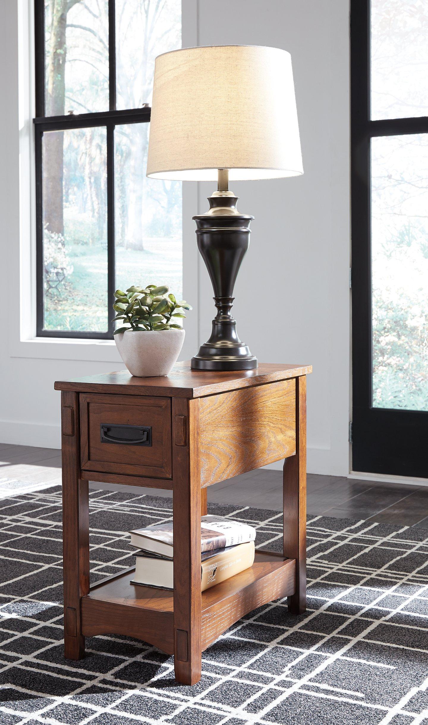 Breegin Chairside End Table - Furniture 4 Less Outlet (Salinas,CA)