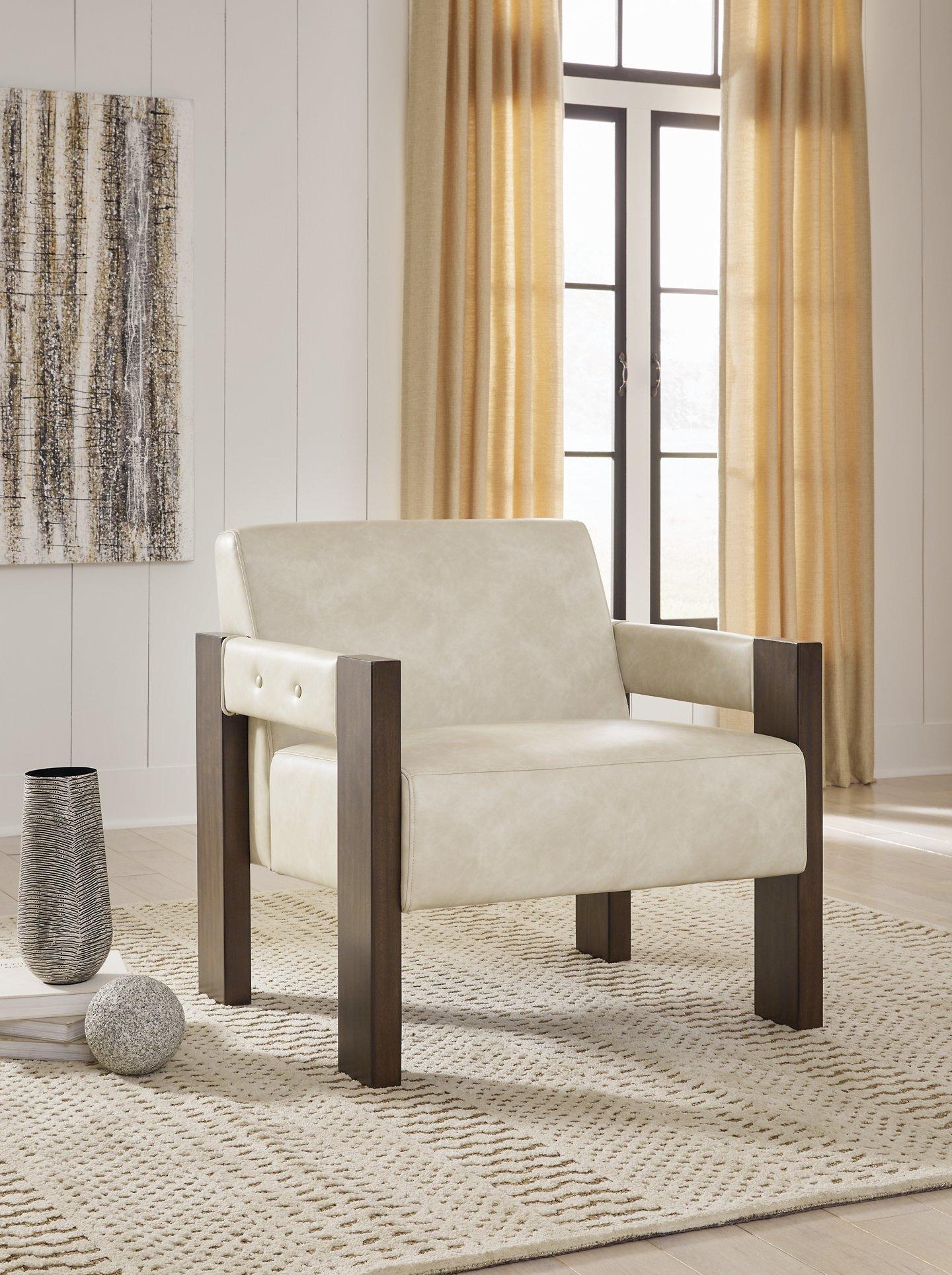 Adlanlock Accent Chair - Furniture 4 Less Outlet (Salinas,CA)