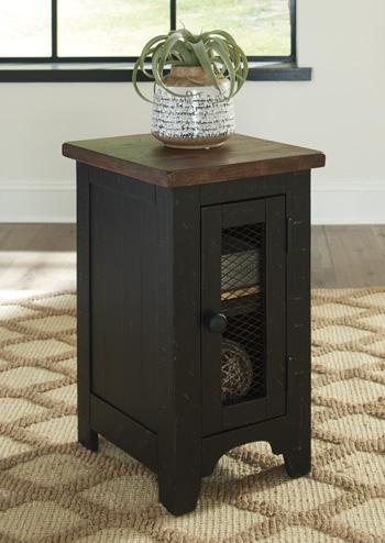 Valebeck End Table Set - Furniture 4 Less Outlet (Salinas,CA)