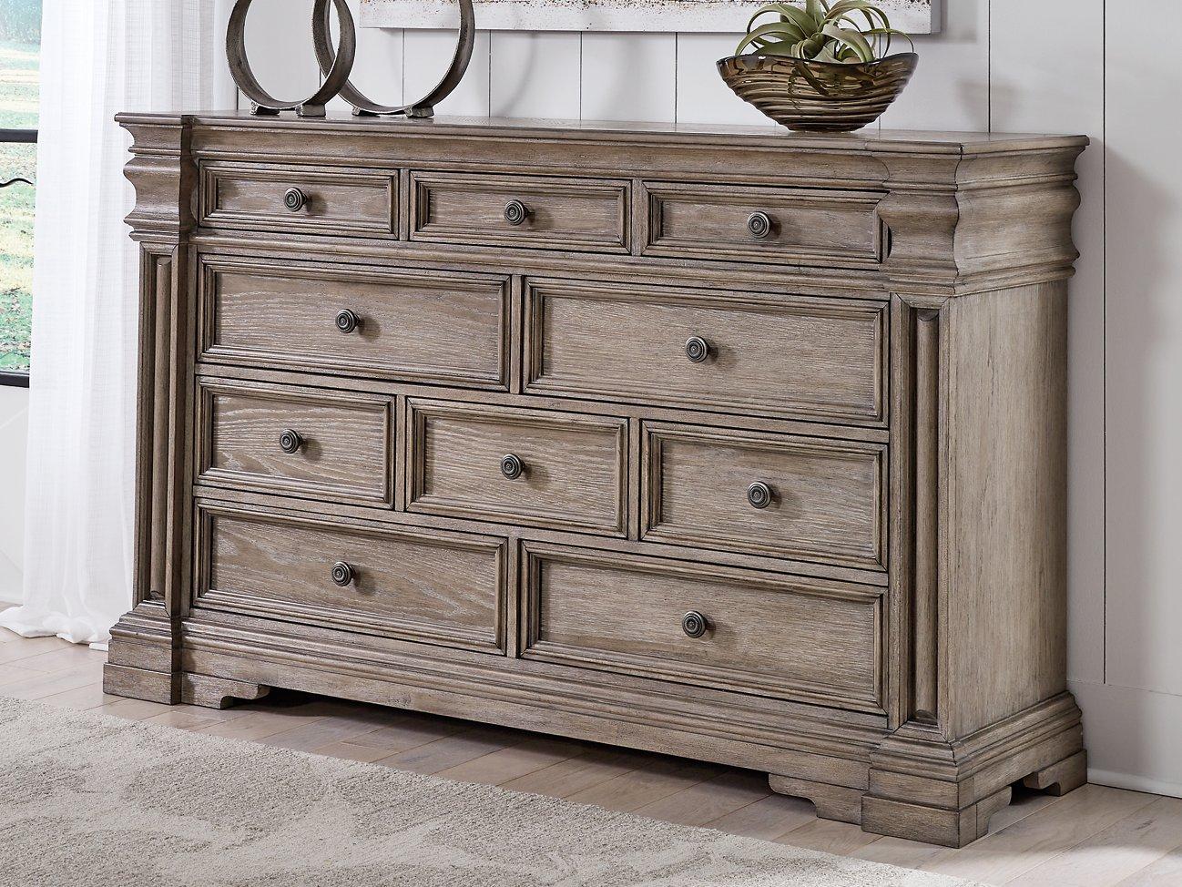 Blairhurst Dresser - Furniture 4 Less Outlet (Salinas,CA)