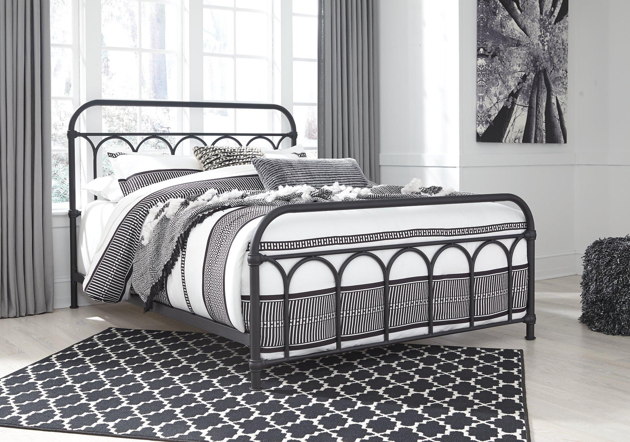 Nashburg Queen Bedroom Set - Furniture 4 Less Outlet (Salinas,CA)