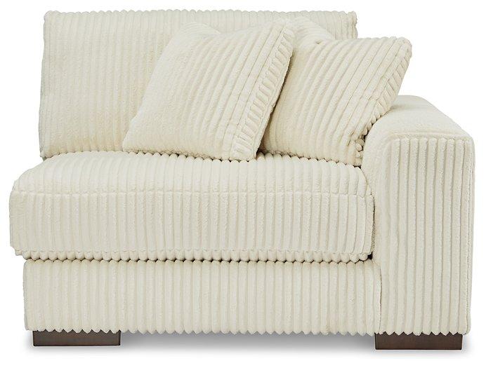 Lindyn Sectional with Chaise - Furniture 4 Less Outlet (Salinas,CA)